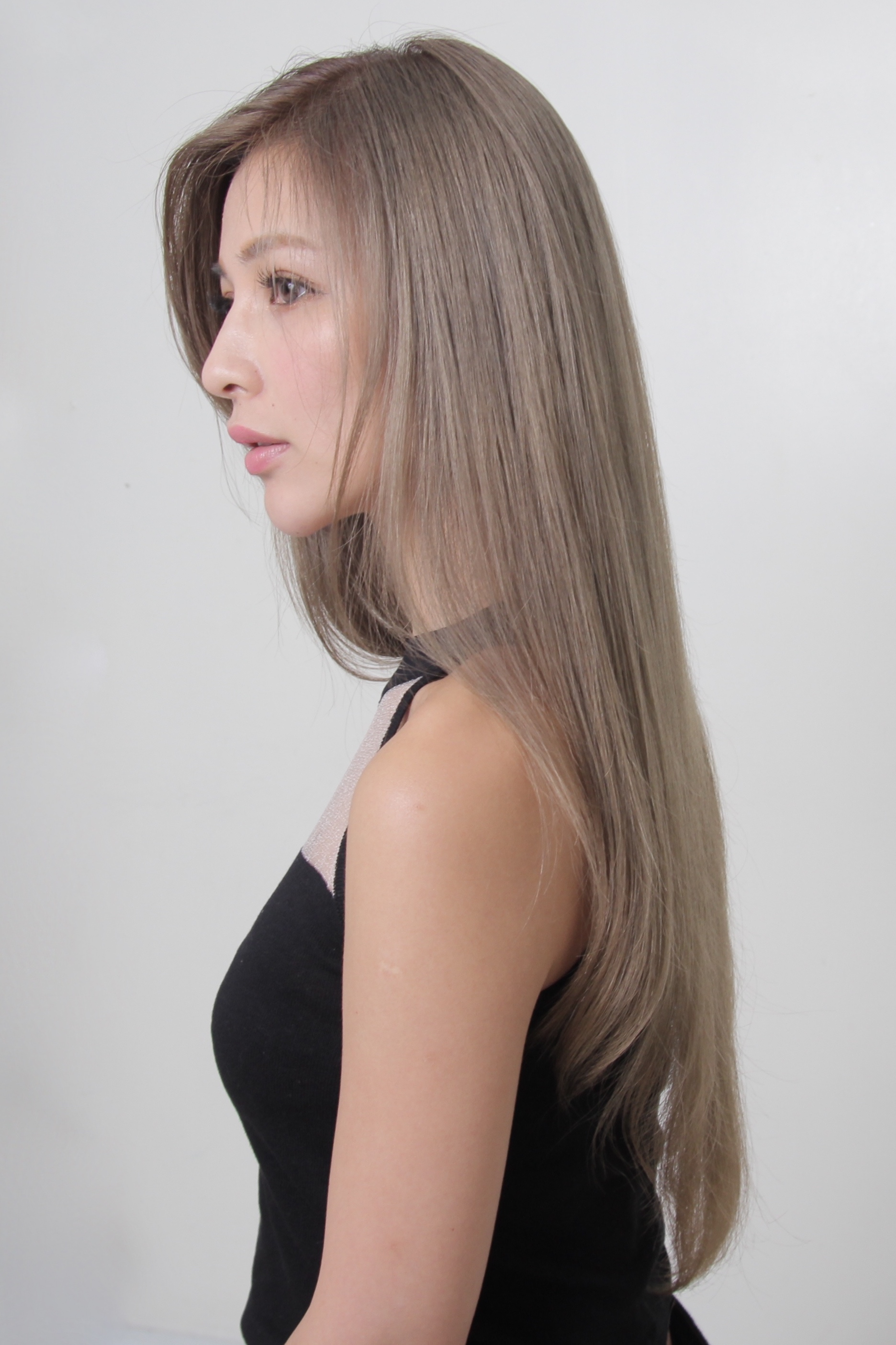 2025年秋 シルバーアッシュの髪型・ヘアアレンジ人気順ホットペッパービューティー ヘアスタイル