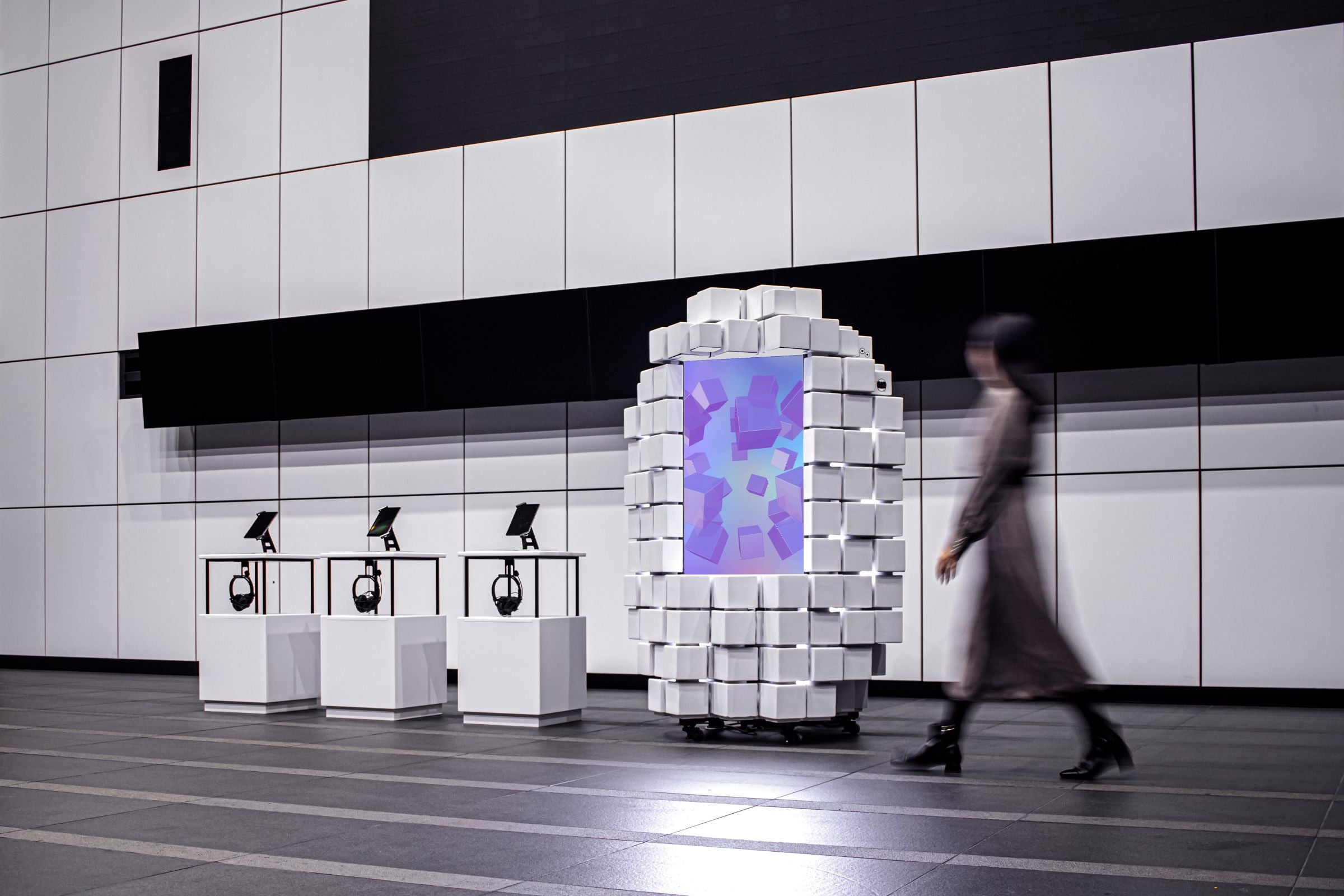 大阪万博いのちの未来館、石黒浩教授がアンドロイドとの共生社会示す - 日本経済新聞