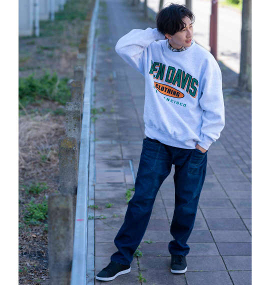 キッズ カレッジロゴ バックプリント クルーネック スウェット限定展開