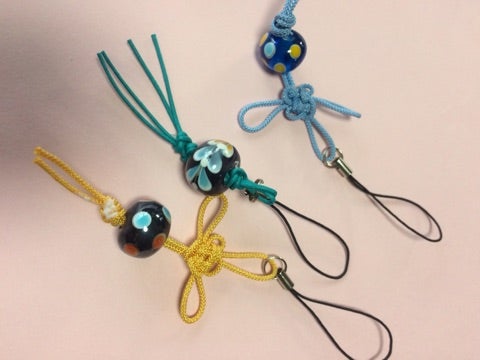 とんぼ玉 ストラップ 結び方TikTok