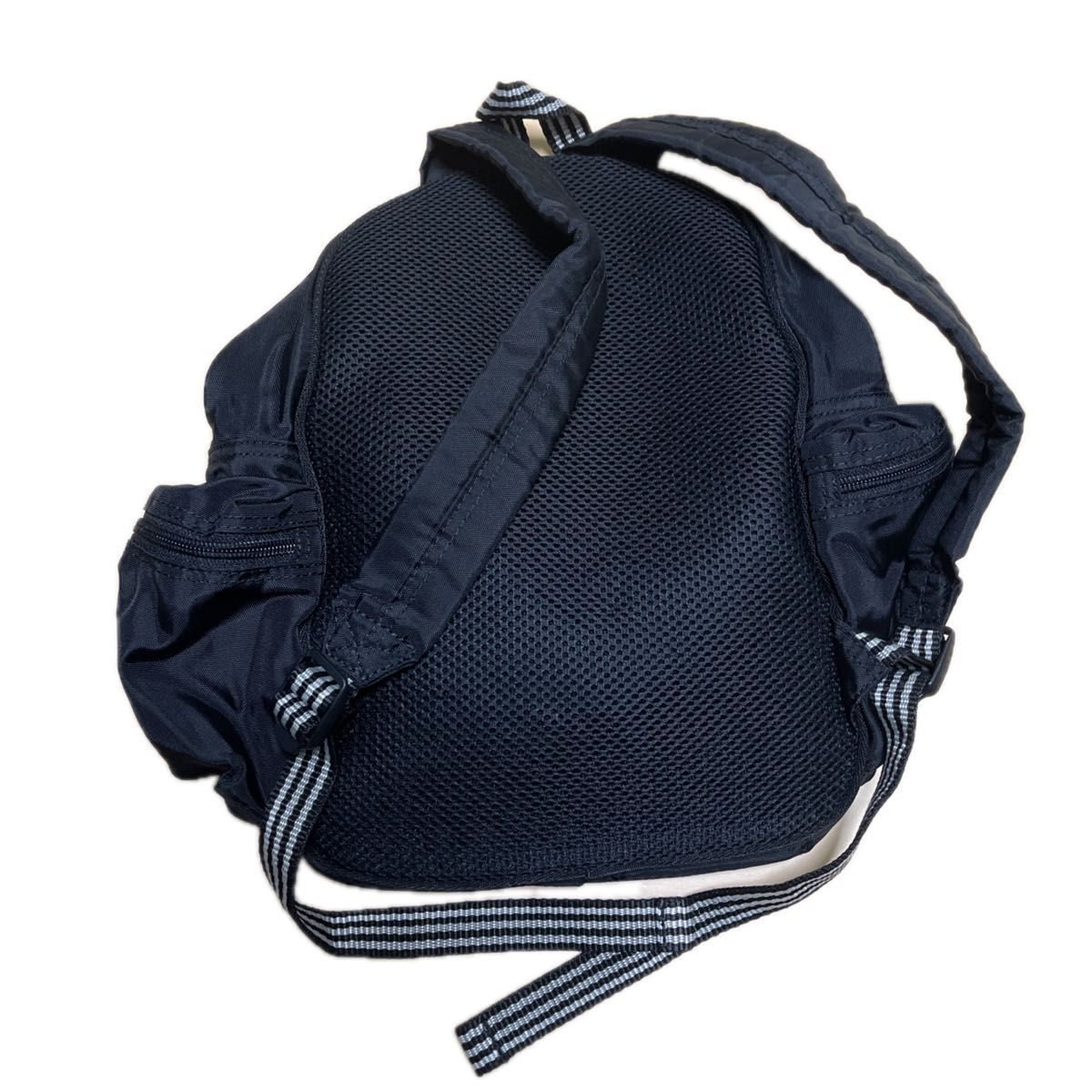 希少 agnès b. キッズ リュック とかげ アニエスベー agnes b とかげ トカゲ 黒 リュックサック