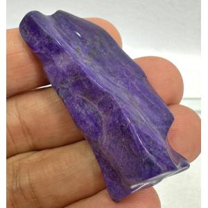 天然石アクセサリー ペトラ - 水晶を主に天然石の原石、加工品・彫刻品、数多くの天然石アクセサリー を色とりどりに扱っております。 町の隠れた、名店街 龍彫りクリスタルの商品詳細