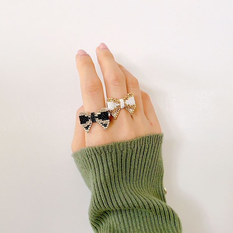 リボンのビーズリングの作り方めいのハンドメイドアクセサリーブログ