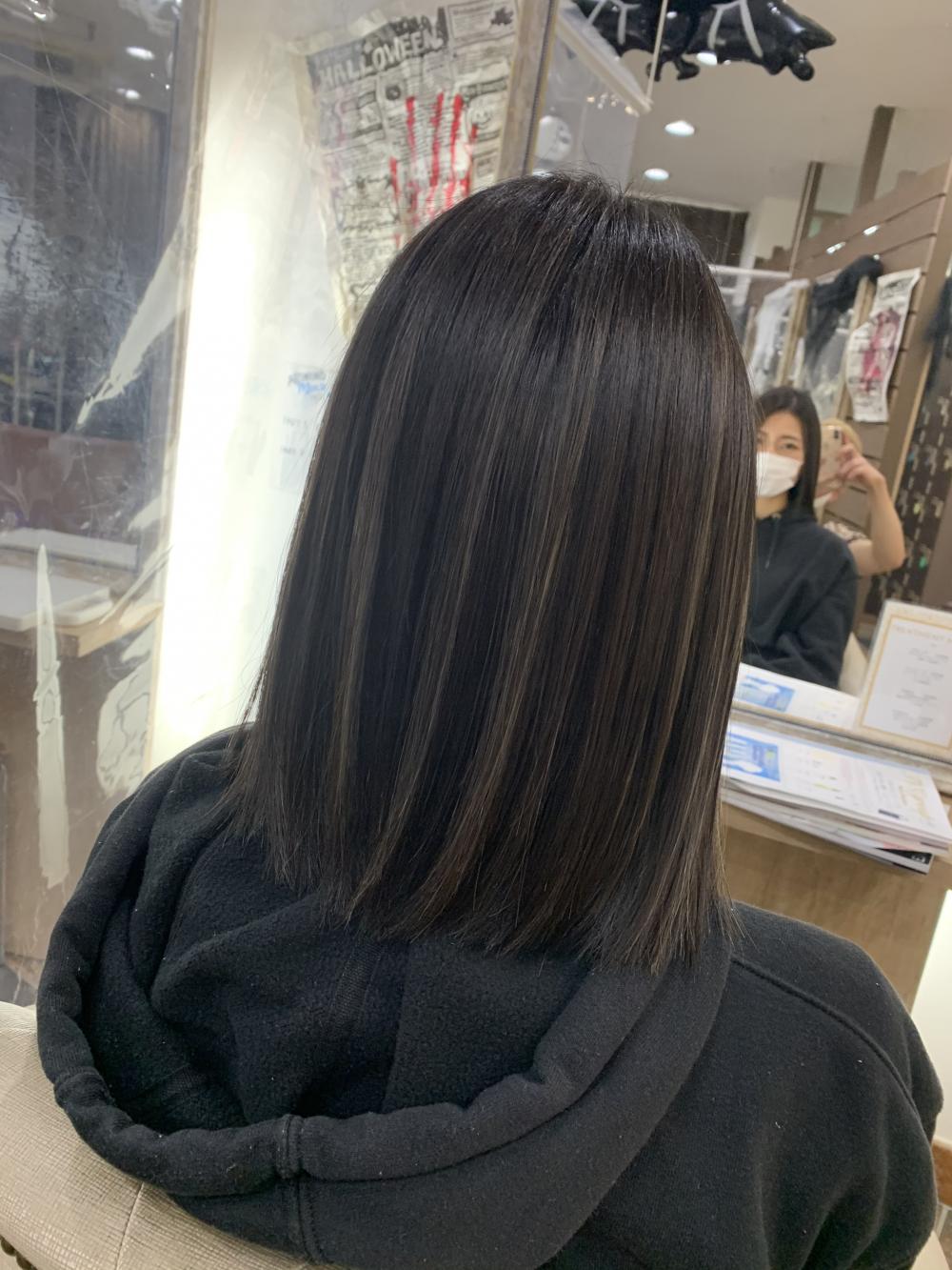 仕事でも大丈夫！控えめハイライトデザイン10選白カラ