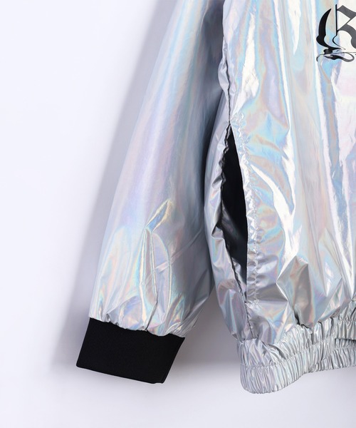 Revo. シャイニーメタリック サイバーロゴデザイン Vネック ラグラン プルオーバー ゲームシャツ メンズ レディース : ZOZOTOWNYahoo!店 - 通販 - Yahoo!ショッピング