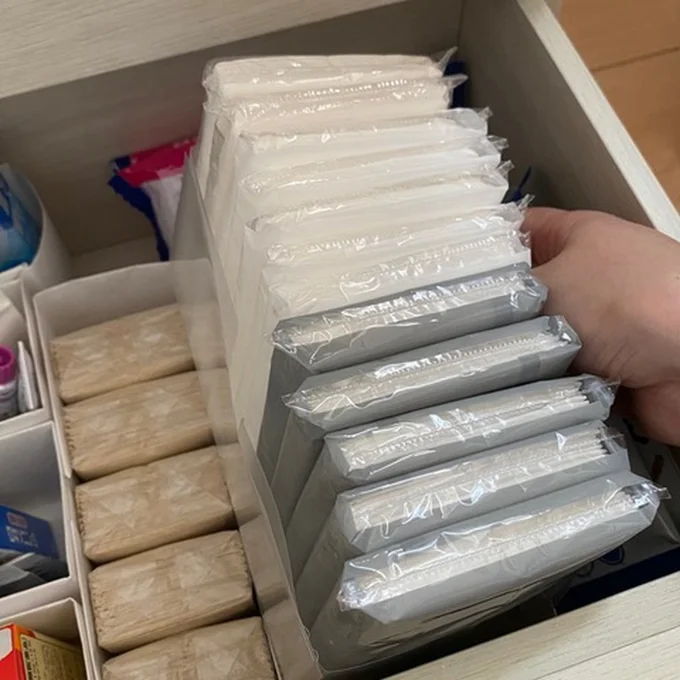 クリアファイルのリメイク術 仕切り板がある名刺ボックス を作ろう暮らしの音 kurashi-*note