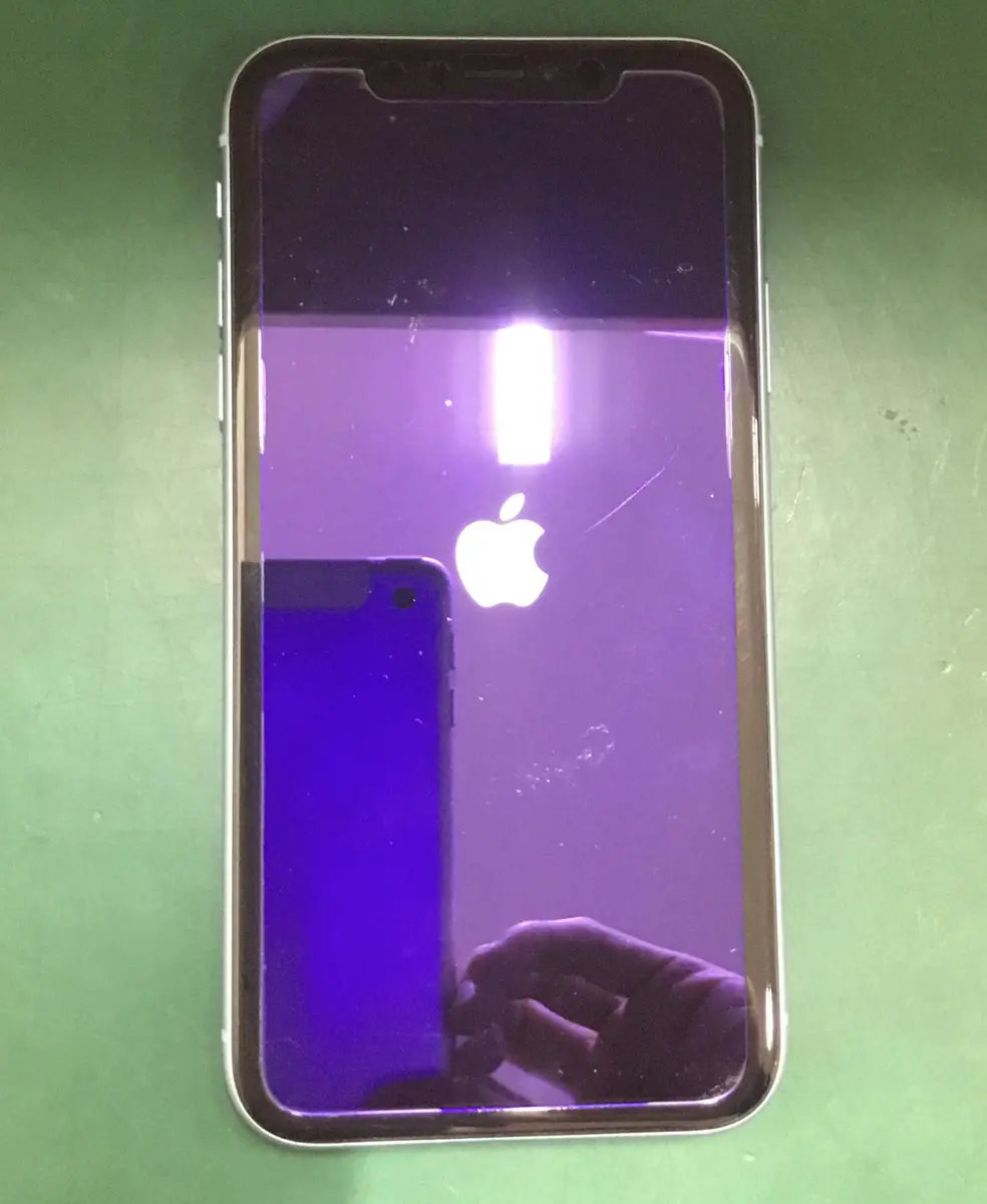 Androidを強制的に再起動する方法! 強制終了で動かないスマホの電源を落とそう