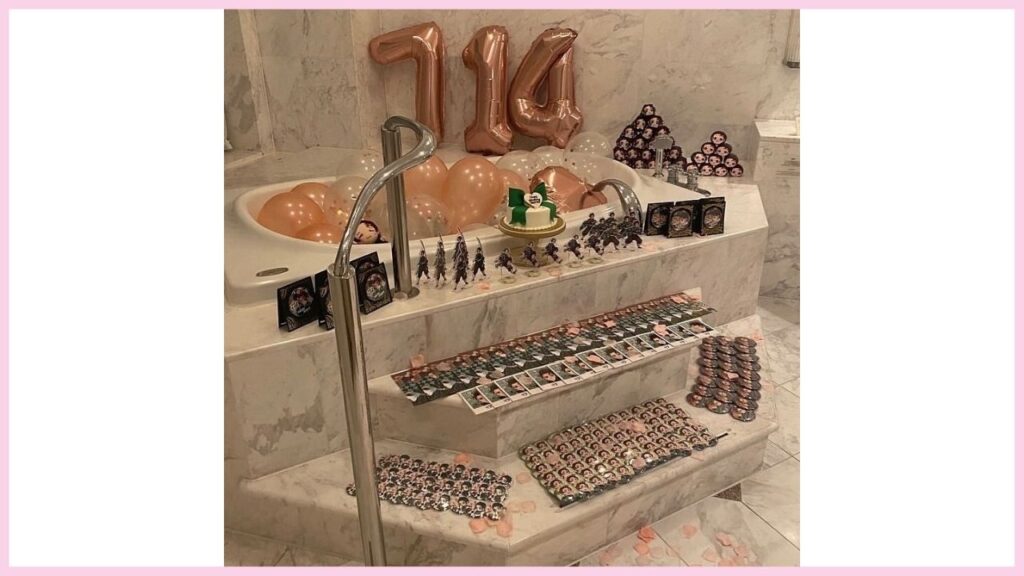 推し活収納グッズ おしゃれでオタク向けにおすすめ人気ランキングわたしと、暮らし。 推し活 収納 棚 80幅 推しグッズ キャビネット 推し 祭壇オタ活 おしゃれ コレクションラック アクスタ 飾る棚 大容量 アクリルスタンド ぬいぐるみ ペンライト