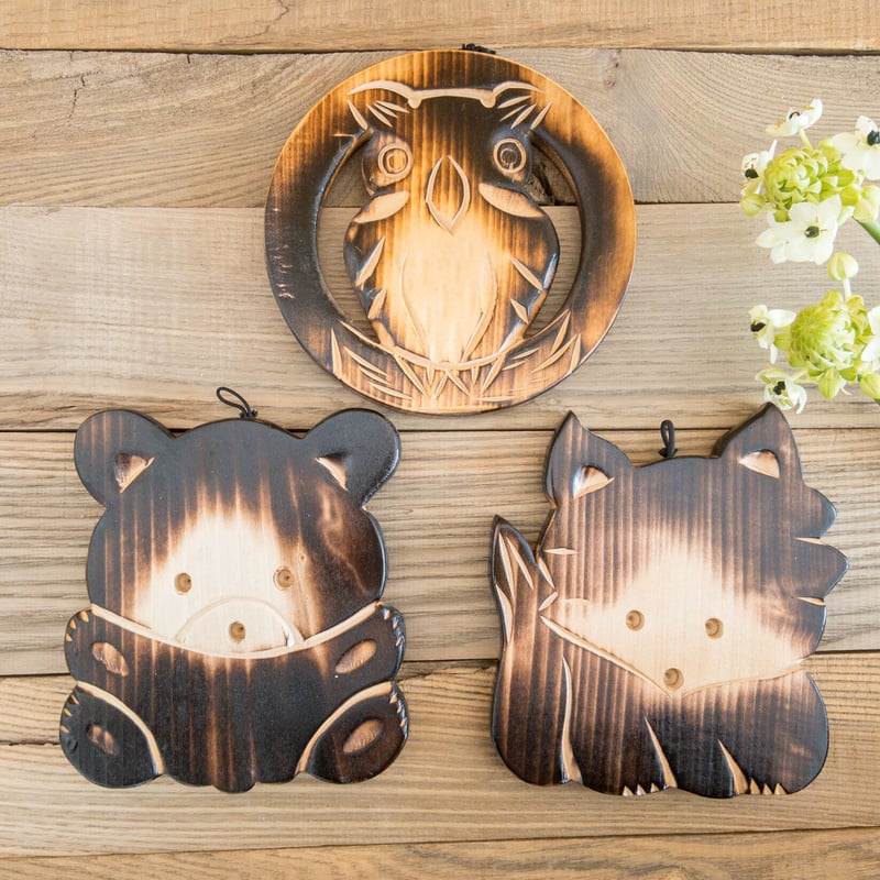 木彫り 椿の鍋敷き・その後 - さりーの独り言