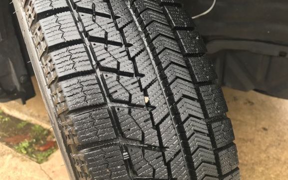 新品タイヤに付いている「ヒゲ」の正体とは？自動車情報・ニュース WEB CARTOP