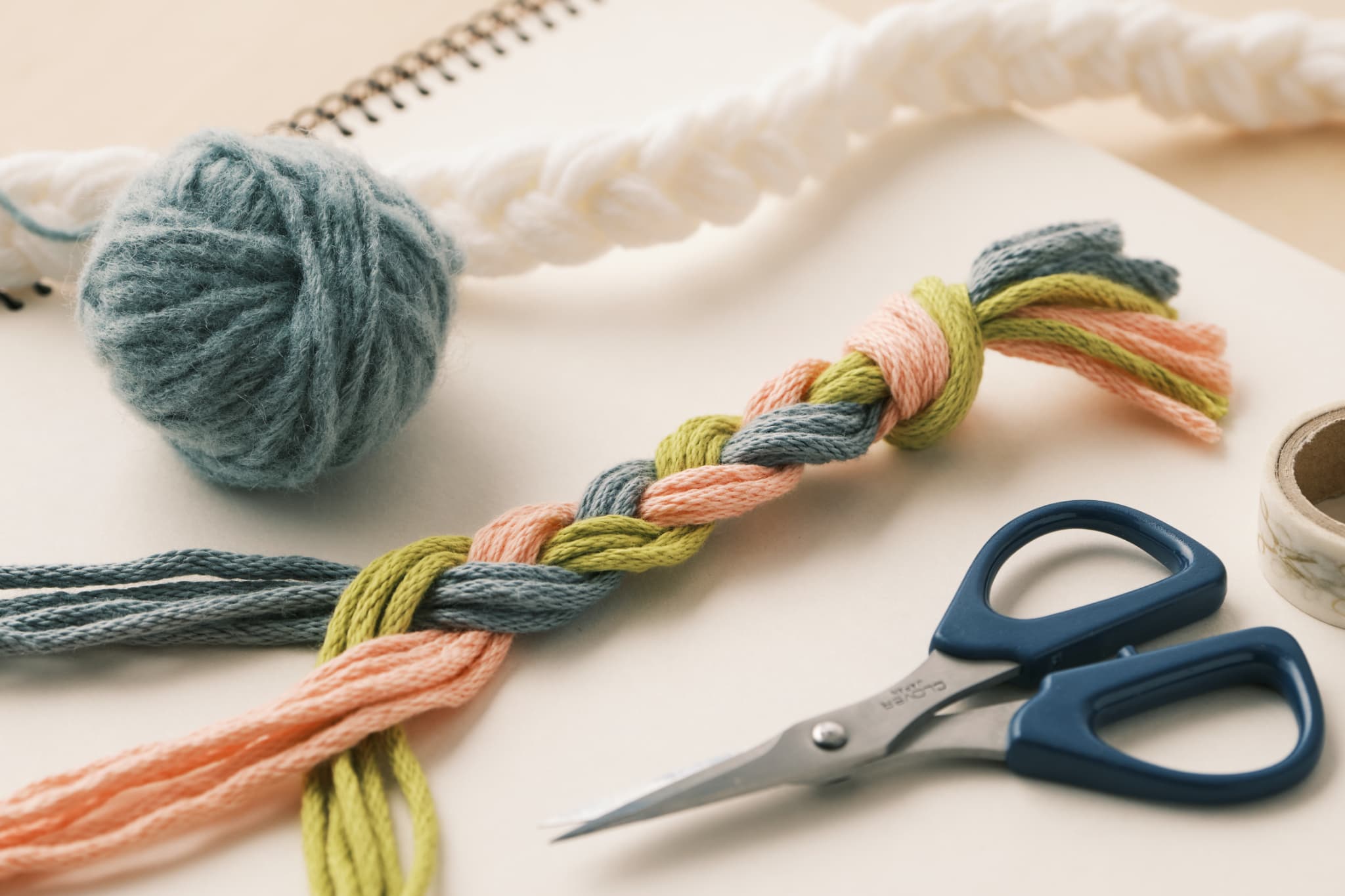 パラコード 編み方 太いTikTok