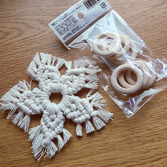 セリアのマクラメ糸を使ったガーランドの作り方