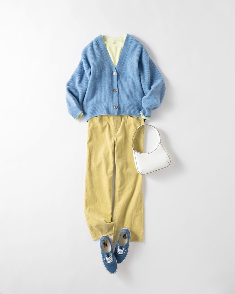 少しリスキーだけど使いこなすとカッコイイ青と黄色の組み合わせを使ったリノベ事例沖縄の土地・中古不動産リノベーション株式会社イエカリヤ