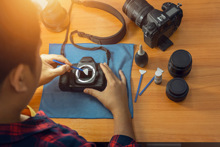 これから動画制作や編集を始める前に用意しておきたい撮影機材とは動画制作・編集ツール Video BRAIN ビデオブレイン