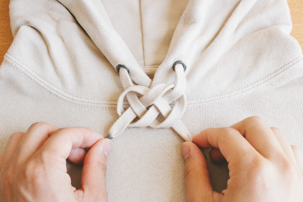 パラコードのアレンジ術5選！キャンプギアをカスタマイズできる簡単な方法を紹介しますキャンプ・アウトドア情報メディアhinata