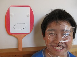 ５年生図工：ホワイトボード作成 ４年生学活：２分の１成人式の準備 - 出合小学校ブログ