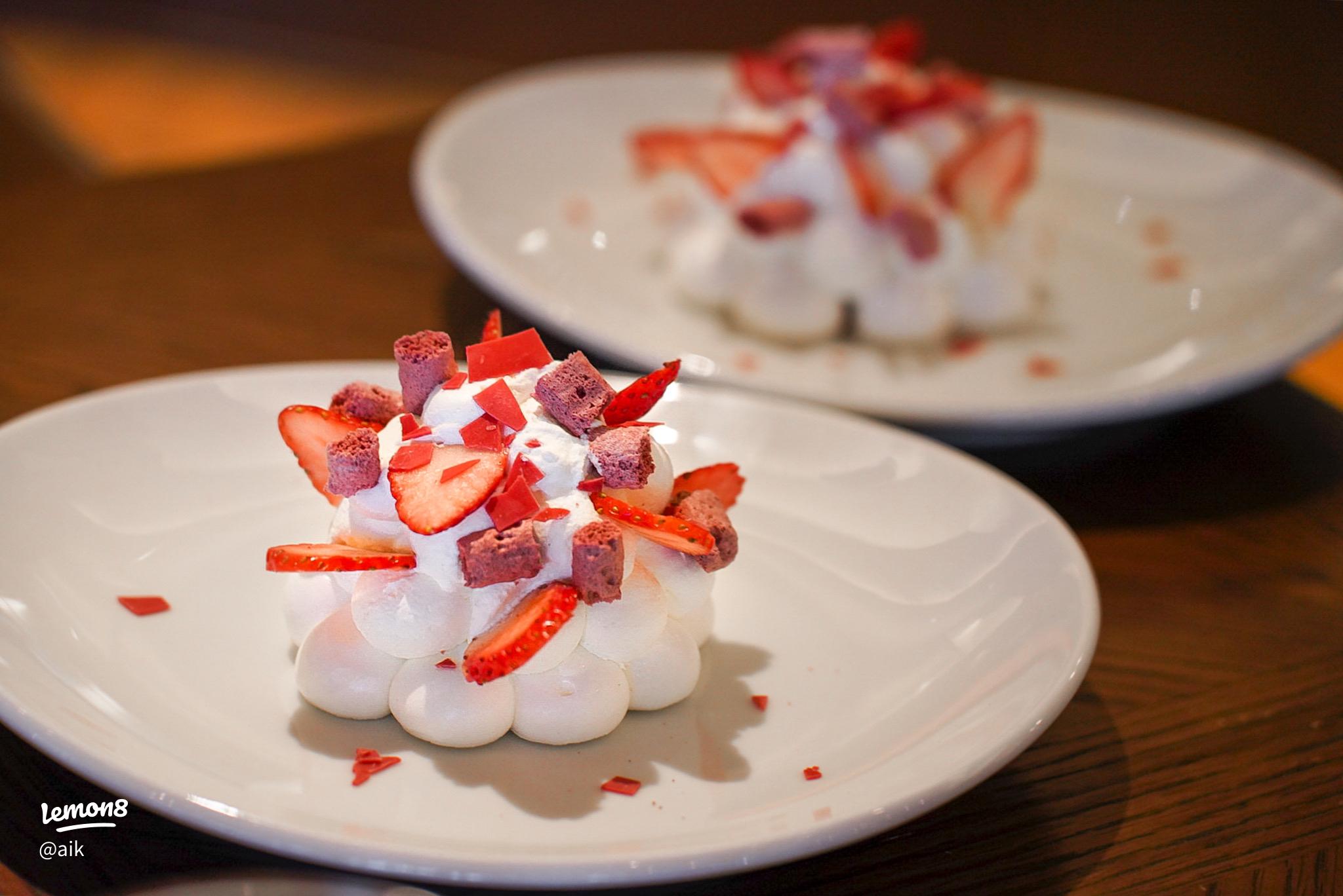 今年OPEN！ バ、バシュラングラッセって！？』by senac253 : THE BELCOMOザベルコモ - 外苑前 ダイニングバー食べログ