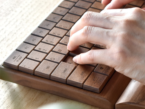 天然木を使ったゲーミングキーボード「Keychron K2 HE」が登場、本体カラーは2色 - AKIBA PC Hotline