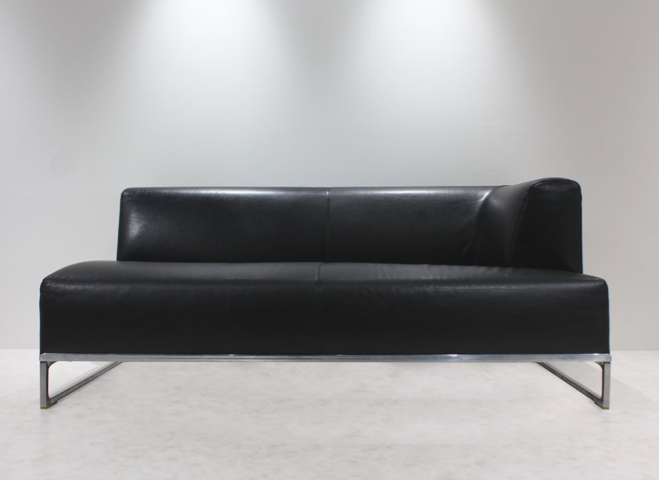 イベント・工事現場に プラスチックフェンス・B型バリケード 工事フェンス・ガードフェンスレンタル・販売敷鉄板・コンパネから樹脂敷板へ