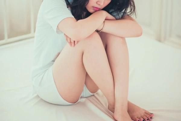 日本の教師は生徒の乱暴なセックスを見てムラムラしている | Japan-Whores.com