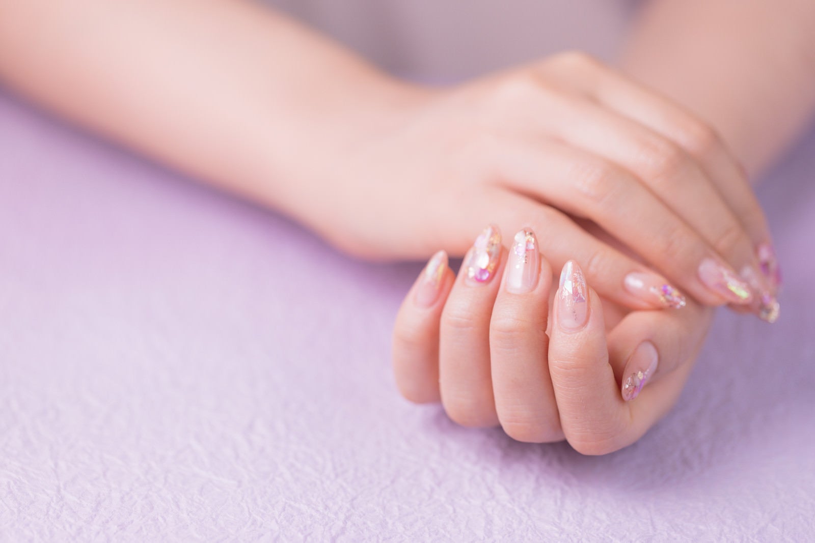 白黒の手・パーのイラスト無料のフリー素材 イラストエイト