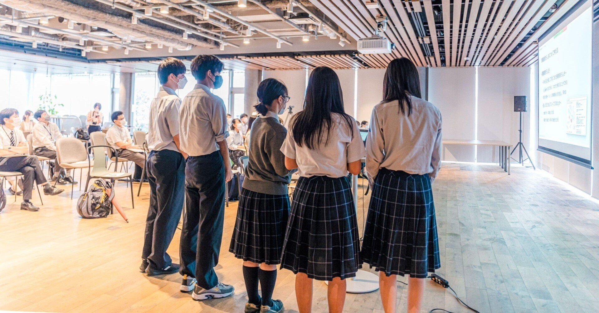 校章のデザインのコツ・作り方を9STEPで解説