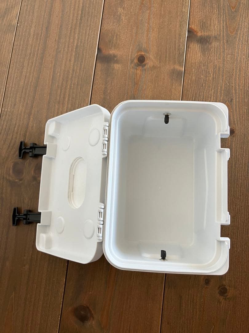 セリア新製品 YETI風！クーラーボックス型ケースが登場！あきとぶ