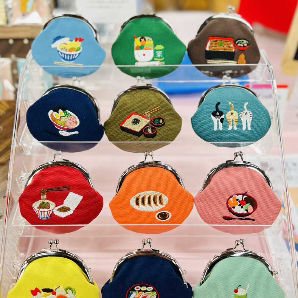 楽天市場30cｍ 60cm 90cmインド刺繍生地 クロス カット済み ディスプレイ イベント 撮影小物 インテリア 雑貨 背景 インスタ小物 作家 ハンドメイド 販売 什器 手芸 アクセサリー 材料 素材 : 手芸用リボンのお店 PONZ SHOP