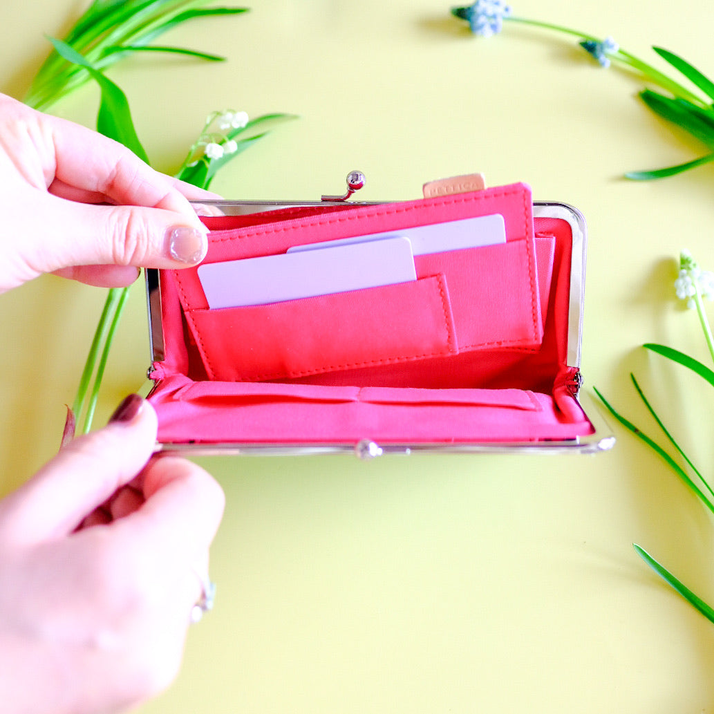 トレーディングカード用 ストレイジボックスHG1600トレカ TCG 用 サプライ製品製品情報アンサー株式会社ゲーム周辺機器・トレカスリーブならAnswer