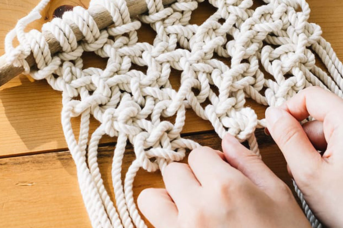 ダイソーの紐でロープ編み ロープを作ろう 三つ撚り編ひとり親方のブログ