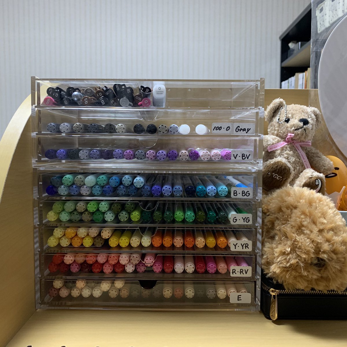 コピックの収納どうしてる？見やすく取り出しやすい収納術をご紹介♪COVEARTH MAGAZINE