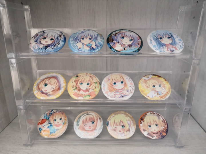 100均オタ活 見せる収納！推しをオシャレに飾る、簡単！缶バッジディスプレイの作り方 オタク部屋