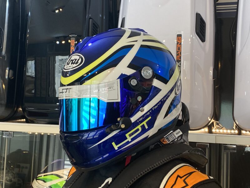 4輪用ヘルメット カスタムペイント La Strada ラストラーダ