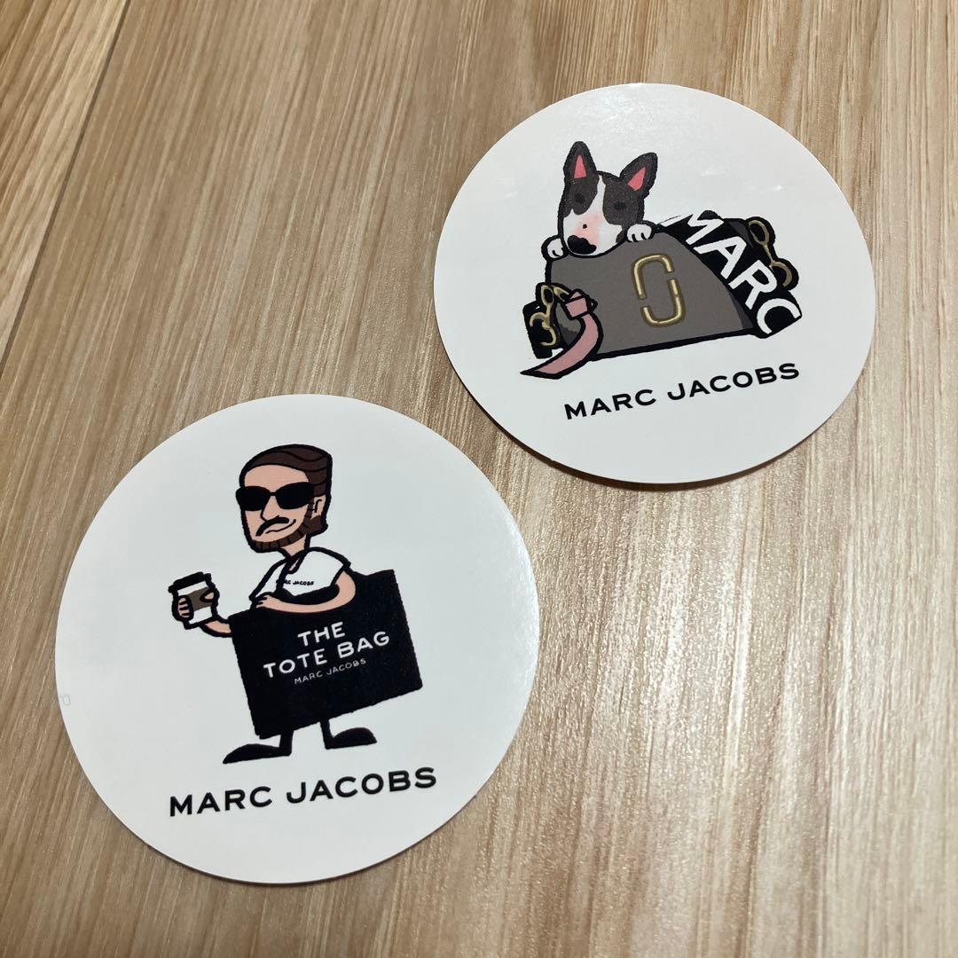 マーク ジェイコブスの新ロゴ「J マーク」 2016年春夏から導入