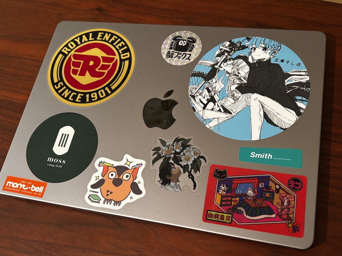 ＰＣをシール＆ステッカーチューニングするノウハウは「枠」だった