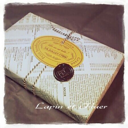 セリアの「英字新聞ペーパー」でオシャレに簡単ラッピング♪マイナビニュース