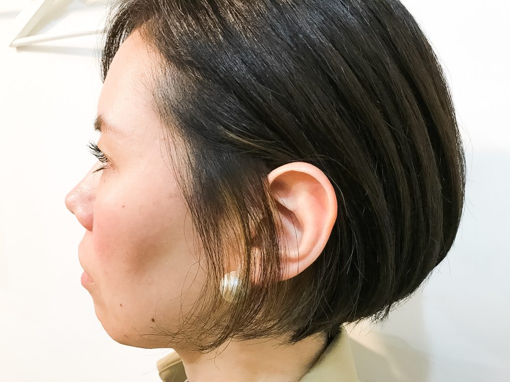 ハイライトカラー でショートヘアをレベルアップ！ ホワイトハイライト は簡単にできる！ ハンサムショートブリーチ