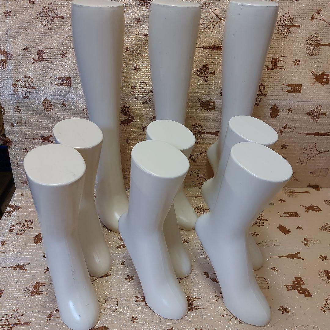 秋の新作ディスプレイ🍁 4Fではパサージュミニョン 5FではABCマート×靴下屋のディスプレイを展開中です😊ご来店の際、こちらもぜひ見てみてくださいね!!アトレ アトレ松戸 パサージュミニョン abcマート 靴下屋 秋の新作 秋のおしゃれ秋のおしゃれコーデ 2023秋