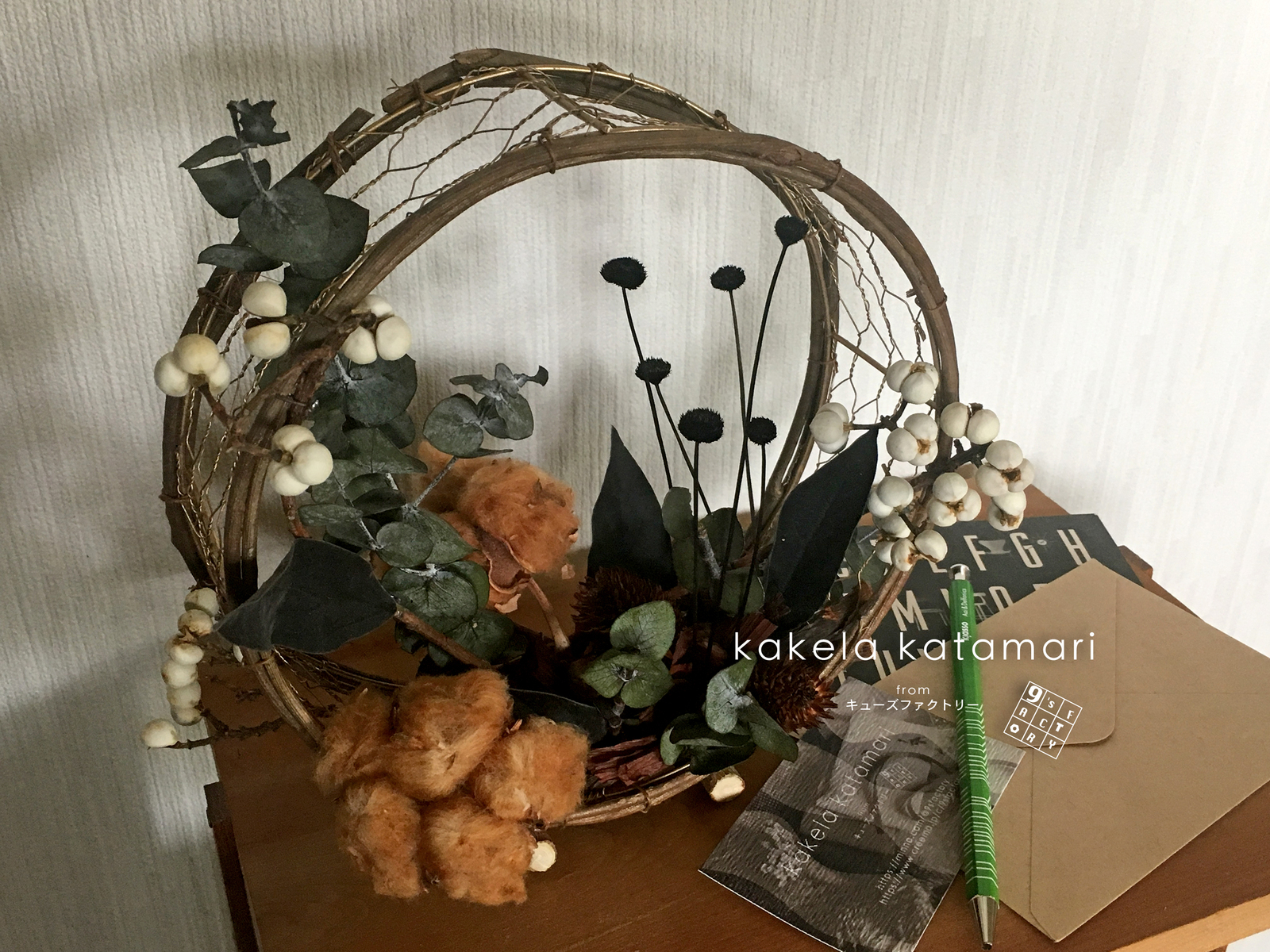 牛嶋千秋「花と花瓶と布のコラボ」 - 西部示現会展 12日開幕 久留米市美術館、最高賞は福田さん - 写真・画像 2 6西日本新聞me