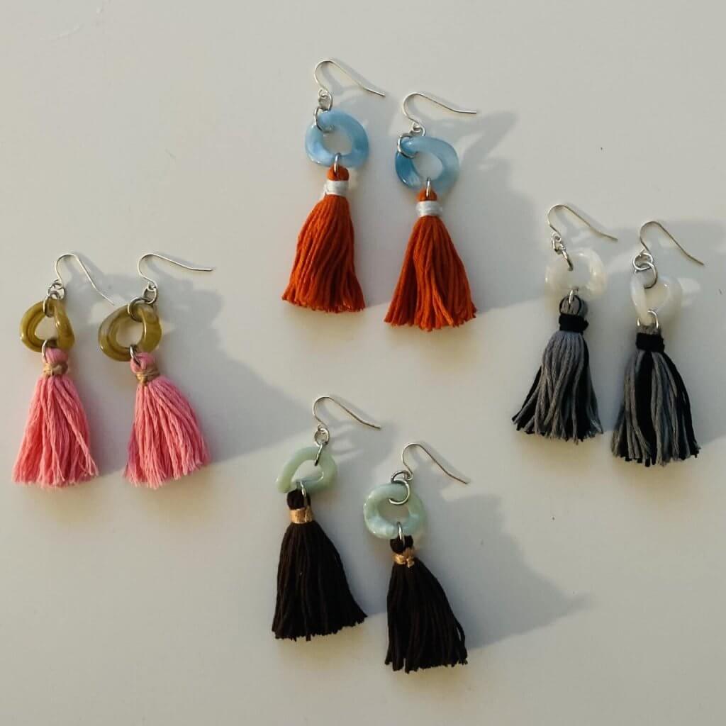 Saraでつくるタッセルストラップ小物手づくりレシピそーいんぐ.com