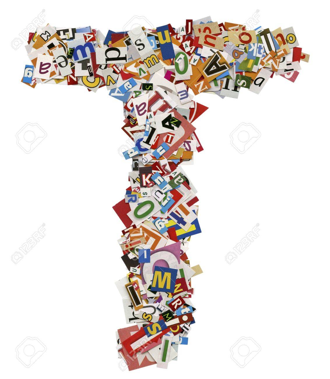 カルチャーClubあかね覚王山 雑誌でコラージュアートを製作！福祉用具、介護リフォームなら名古屋市名東区・千種区の有限会社あかね福祉サービスへ