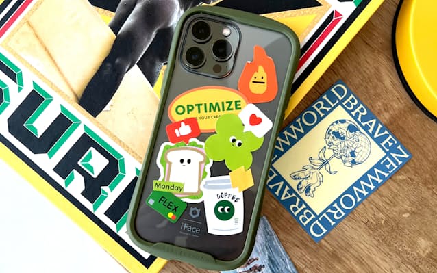 クリアケースアレンジをもっと楽しもう！ベルト付きカスタムケース - 名入れスマホケース専門店CASEPHOLIC