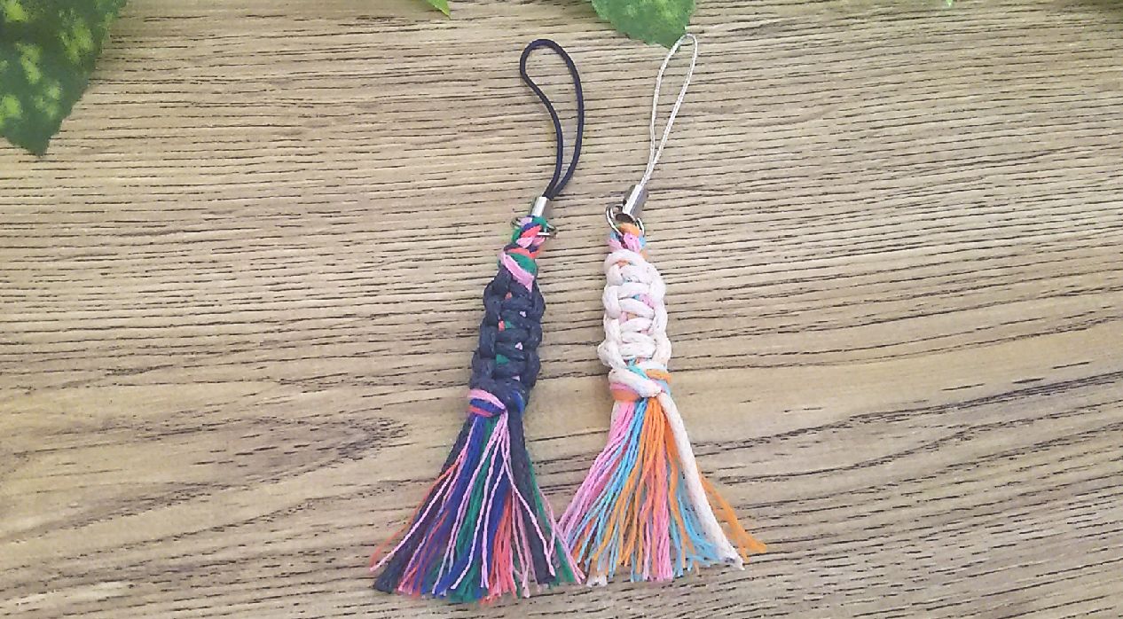 画像一覧1枚目 刺しゅう糸で作る「カップケーキのチャームストラップ」作り方ぬくもり