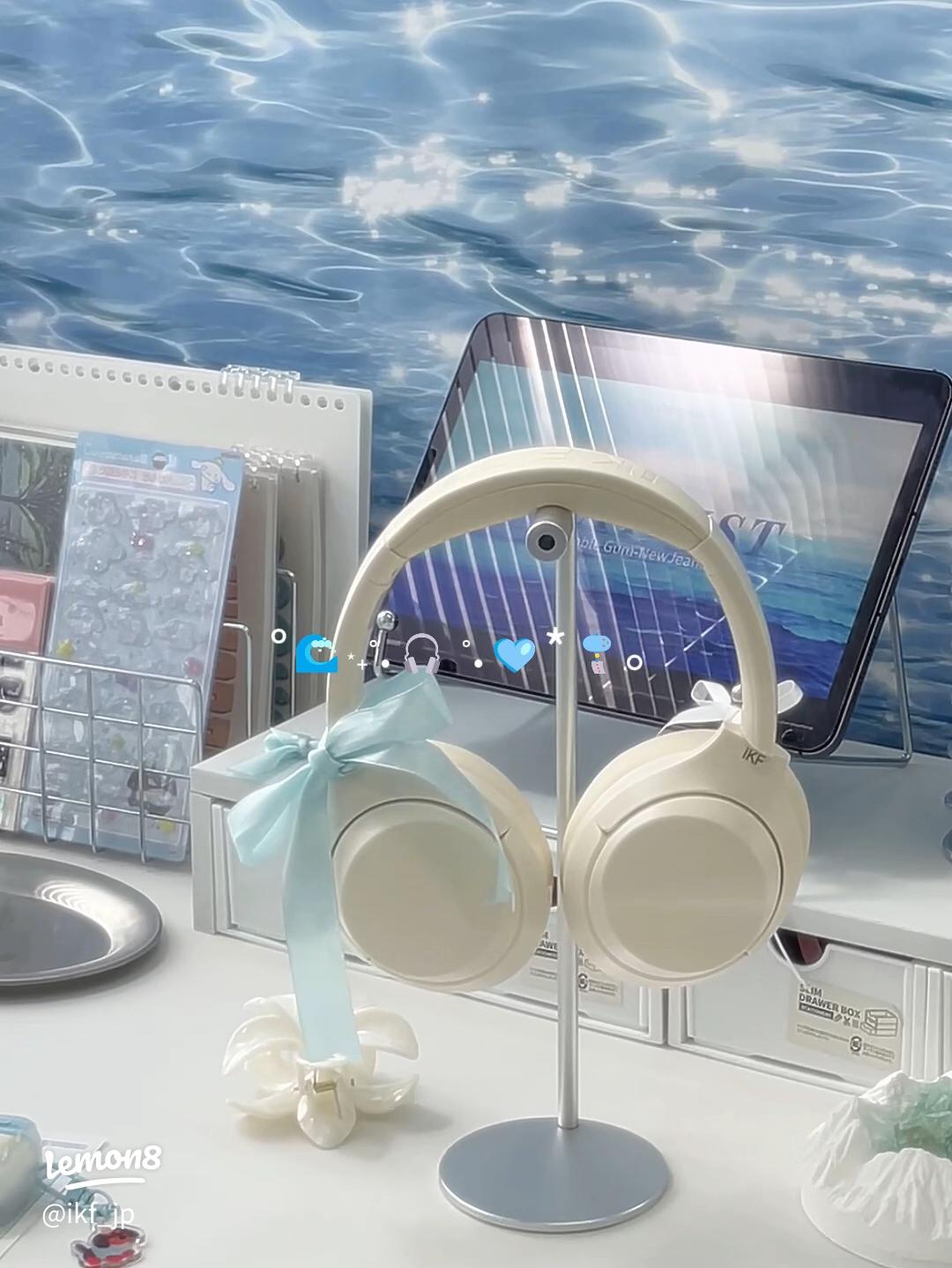 北米ソニー、WH-1000XM5 × LE SSERAFIMル・セラフィムコラボモデルを発表。限定ヘッドホンケース、ステッカー、ポスター、特別パッケージを付属。- ソニーが基本的に好き。 ソニーショップくんこく