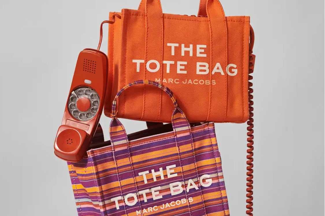 マーク ジェイコブスの新作「THE MONOGRAM」のスペシャルポップアップストアが表参道にオープン。Vogue Japan