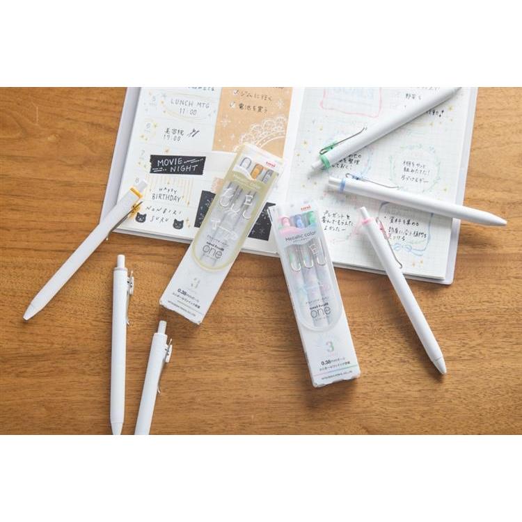 三菱鉛筆 太さ豪快 白インク ユニボール シグノ UM-153 -1 : 文具のしまSP - 通販 - Yahoo!ショッピング