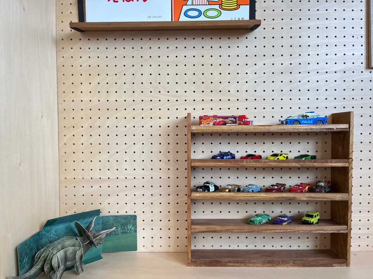 ミニカーショップ ケンボックス ディズニートミカセリアのクーペ ※箱少スレ・買取品・現状渡しMinicar shop KENBOX TOMICA