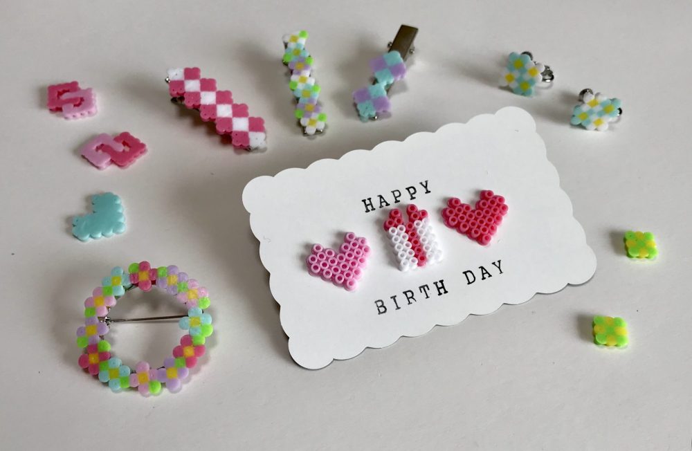 アイロンビーズ ダイソーのアイロンビーズ 通常サイズ・ミニサイズ ってどうなの〜？✨手作りしてみたよ♪