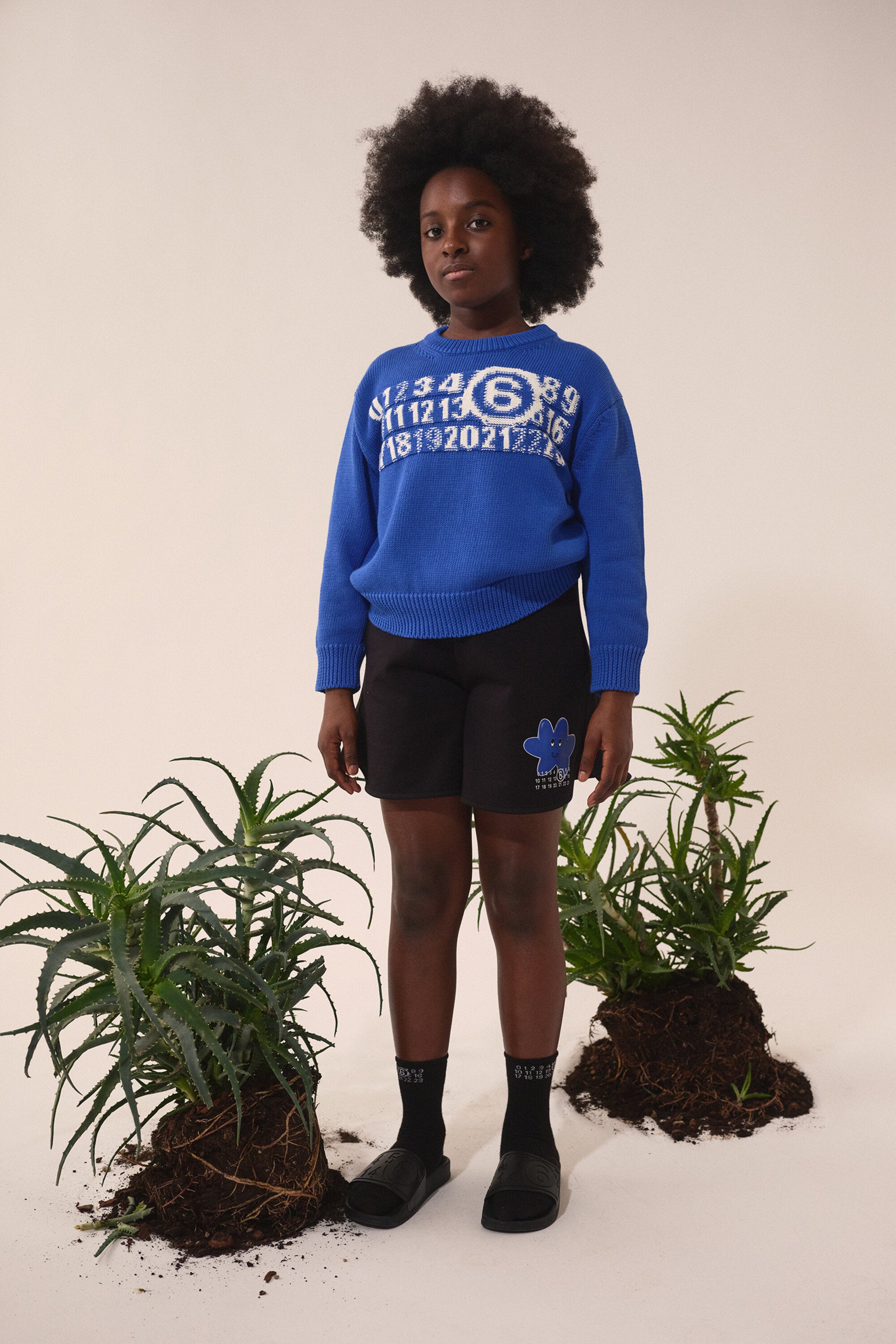 数字20、太陽、リーフ、魅力的なイメージのロゴマークデザインです。ロゴマーク＆キャラクター作成、販売 ∞インフィニティ