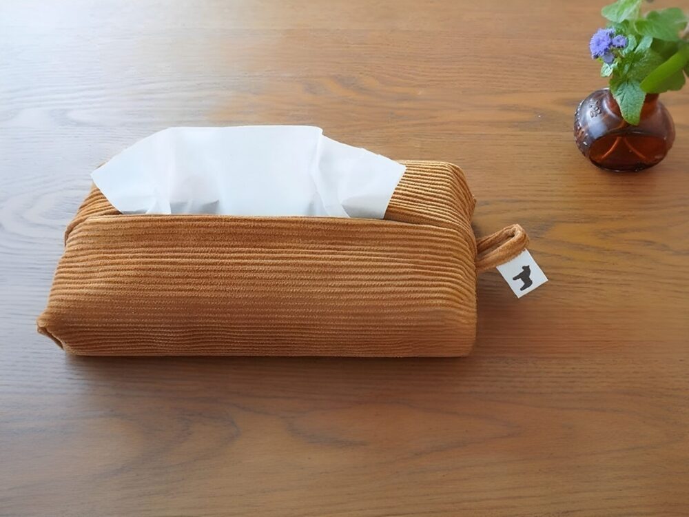 とっても簡単なティッシュボックスケースの作り方4ヶ所まっすぐ縫うだけ布一枚でも作れるティッシュBOXケース